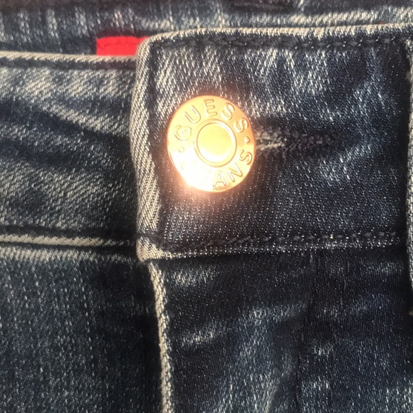 Guess capris! - Picture 3 of 6